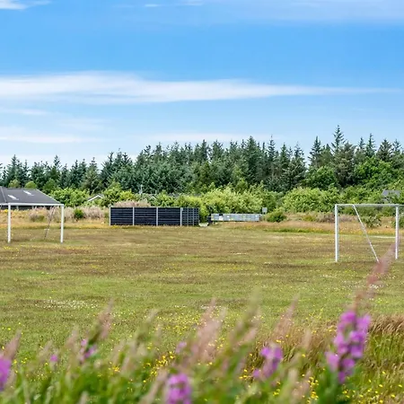 Vakantiehuis Lissi - 3-5km From The Sea By Interhome