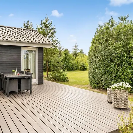 Lissi - 3-5km From The Sea By Interhome *