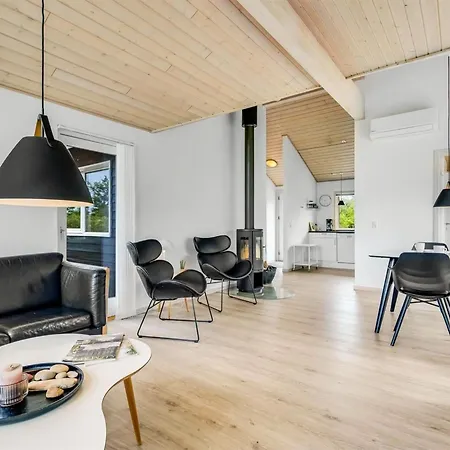 Lissi - 3-5km From The Sea By Interhome * Brovst